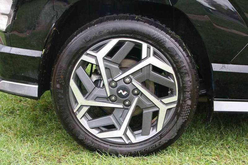 Hyundai Kona 1.6 Hybrid 129 N Line S Dct - 2025 VE25KJA Black #5