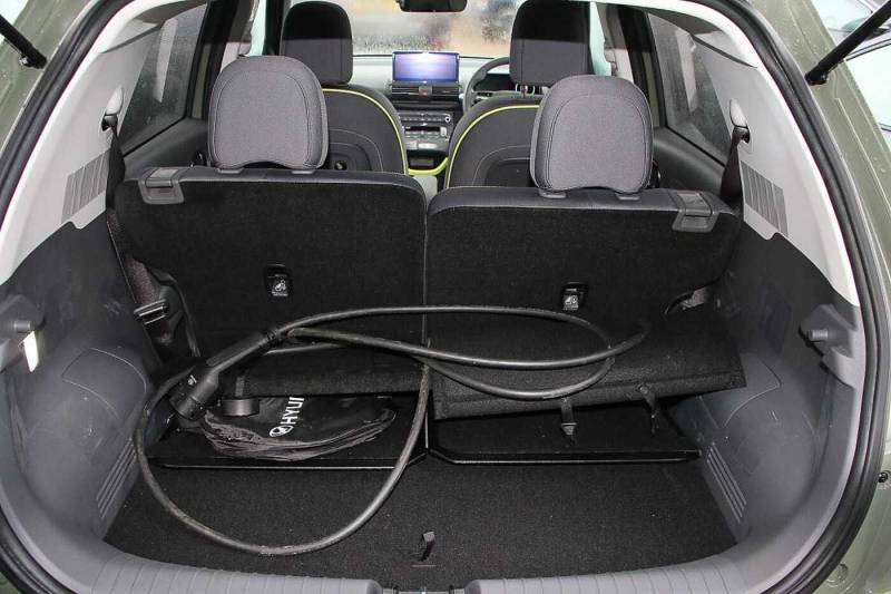 Hyundai Inster 85Kw Cross 49Kwh - 2025 VU75AUX Green #6