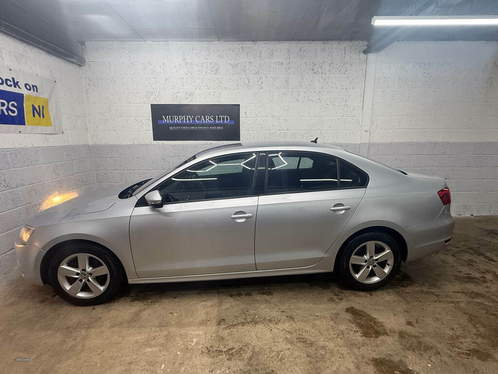 Volkswagen Jetta 1.6 Tdi Cr Bluemotion Tech Se Silver #6