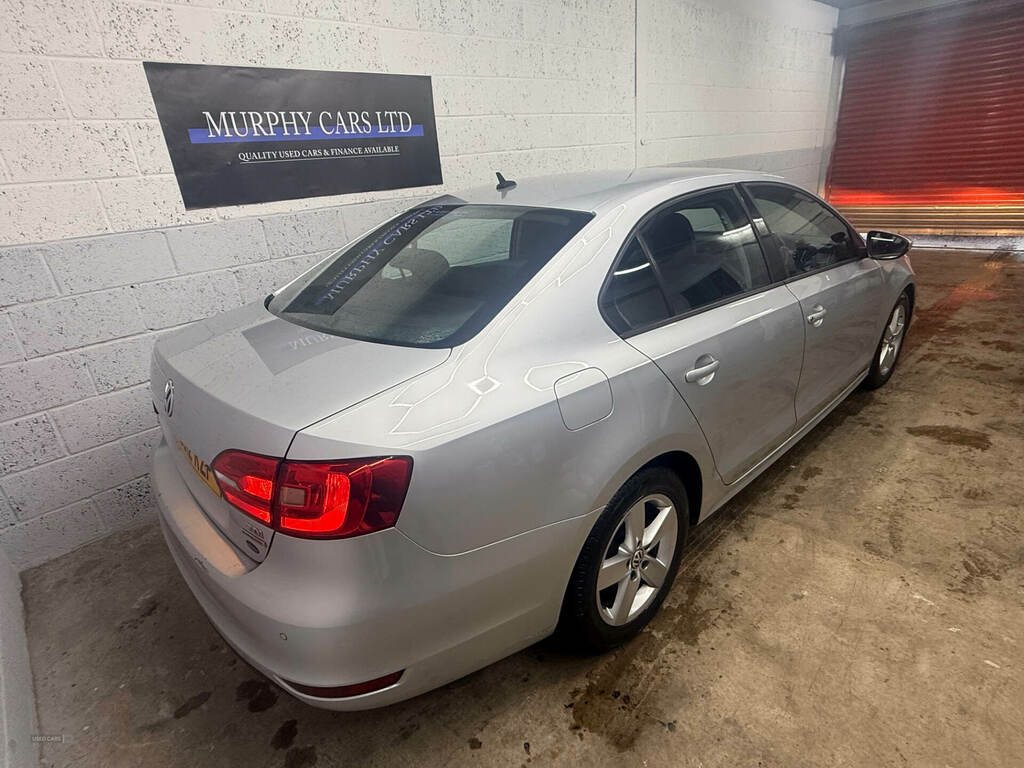 Volkswagen Jetta 1.6 Tdi Cr Bluemotion Tech Se Silver #3