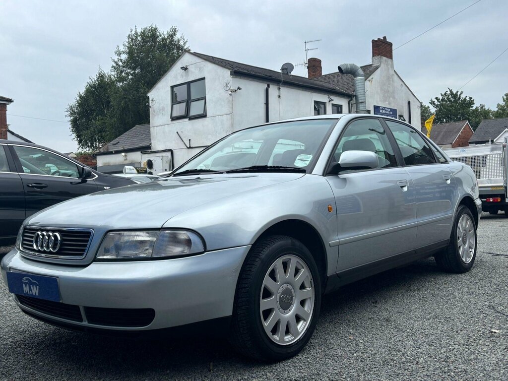 Audi A4 Saloon  #5