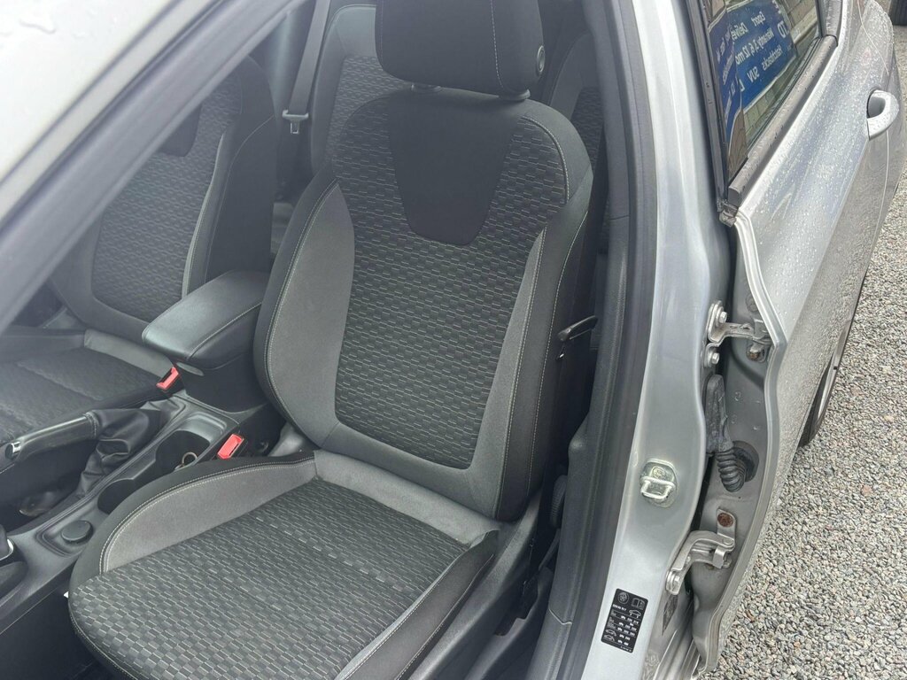 Vauxhall Astra 1.5 Turbo D Sri Nav Euro 6 Ss AP21YHW Silver #2