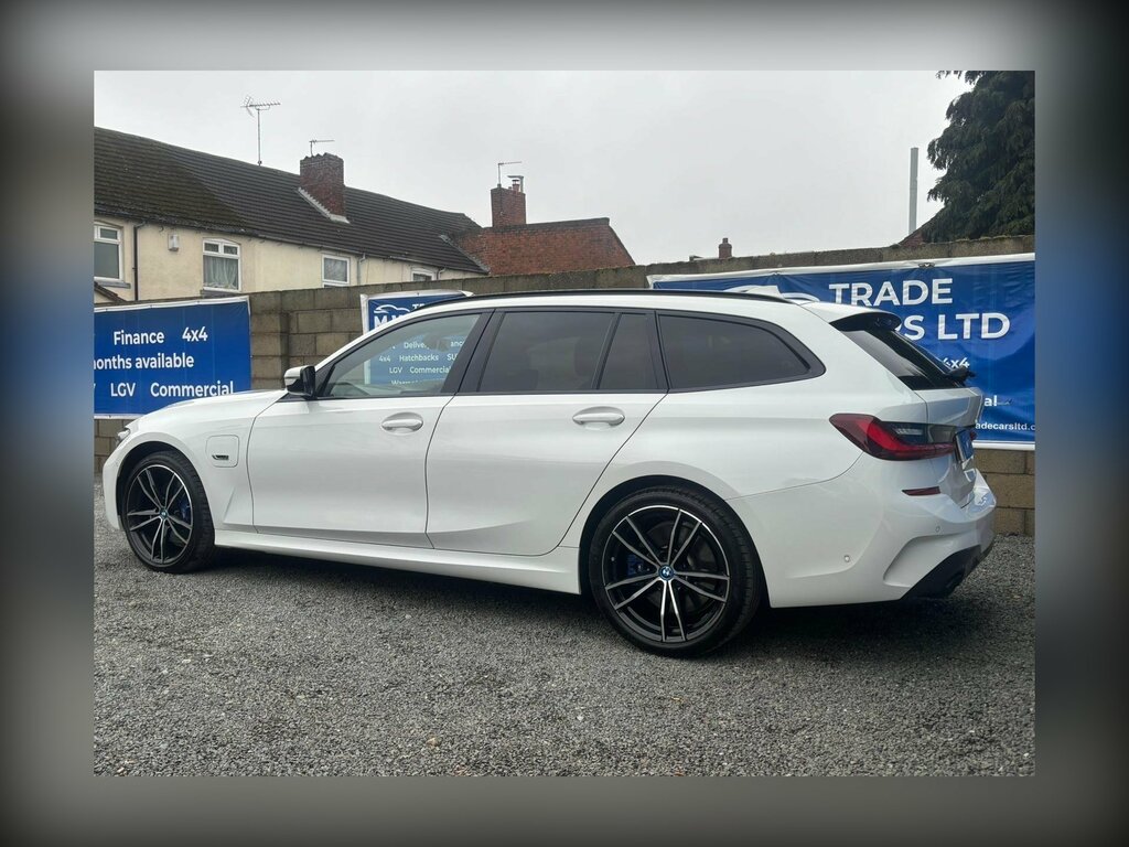 BMW 3 Series 2.0 330E 12Kwh M Sport Touring Euro 6 Ss 5 FP71KPR White #5
