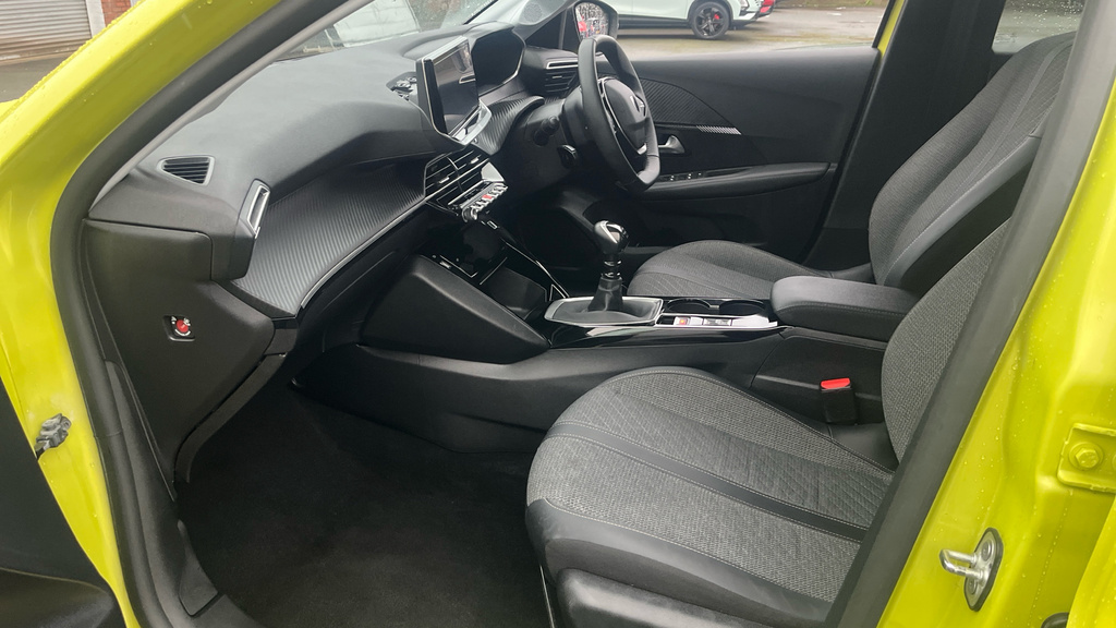 Peugeot 208 1.2 Puretech Allure Euro 6 Ss WG25OGK  #3