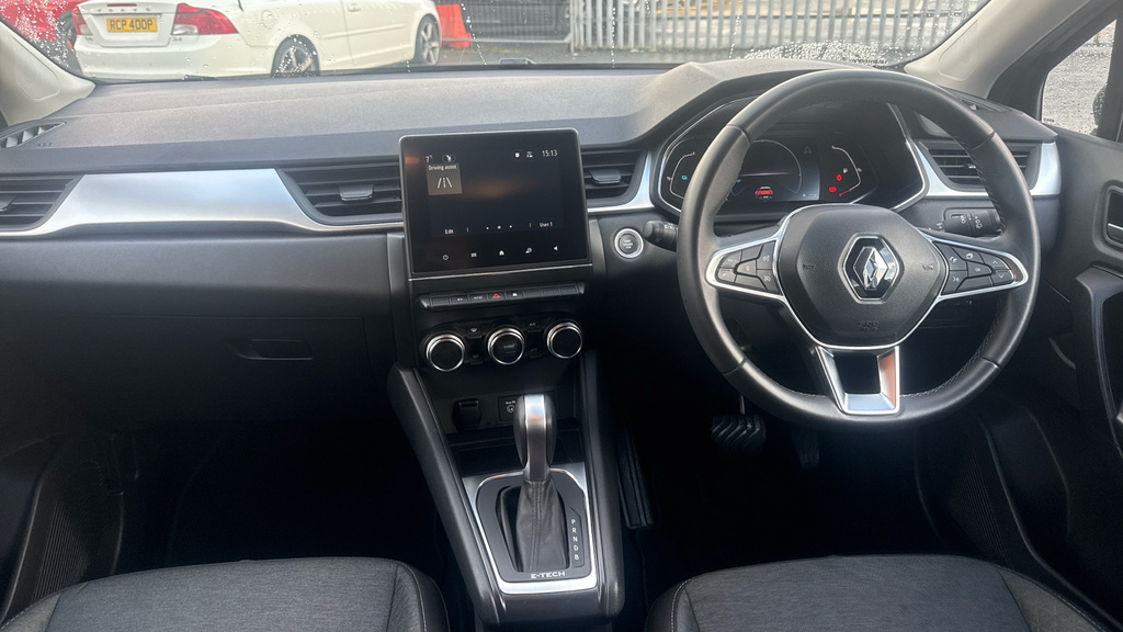 Renault Captur 1.6 E-tech Iconic Euro 6 Ss CF71OMO #6