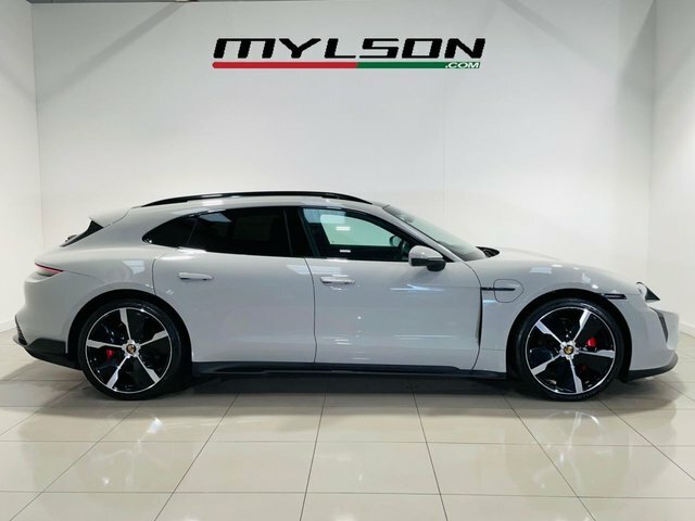 Porsche Taycan 79.2Kwh 4S Sport Turismo FM22BVP Grey