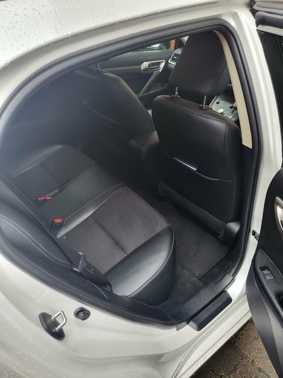 Lexus CT 1.8L 200H Sport LV66EHL White #4