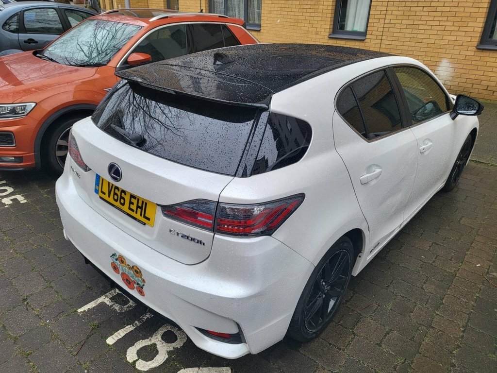 Lexus CT 1.8L 200H Sport LV66EHL White #2