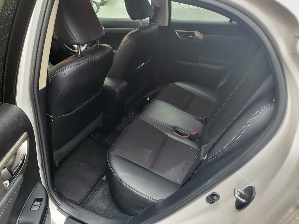 Lexus CT 1.8L 200H Sport LV66EHL White #5