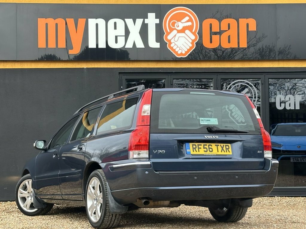 Volvo V70 2L Se Blue #6