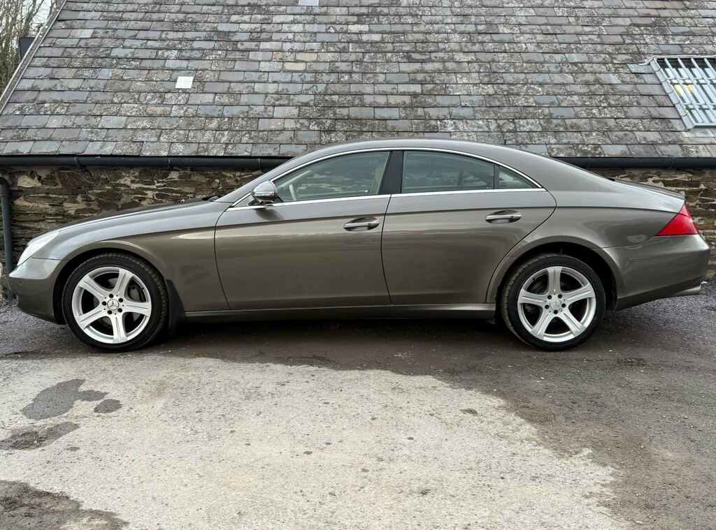 Mercedes-Benz CLS 500 Auto  #6