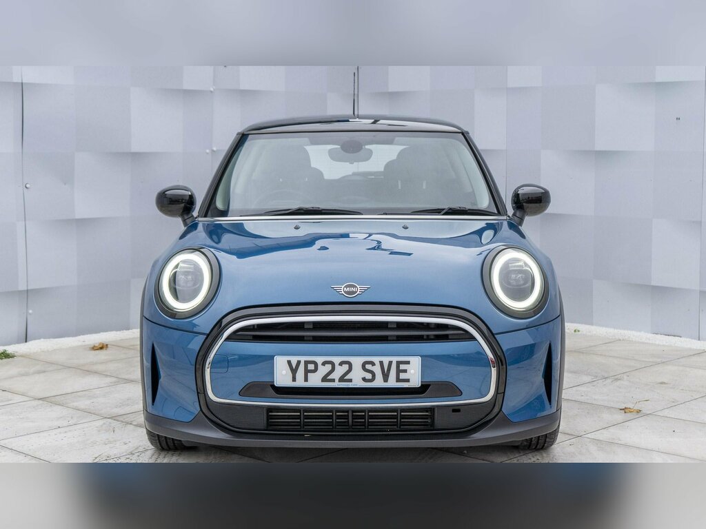 Mini Hatch Cooper Classic YP22SVE #2