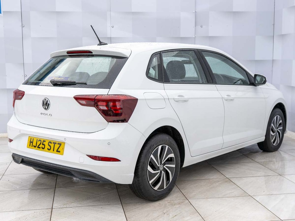 Volkswagen Polo Life Tsi HJ25STZ #4