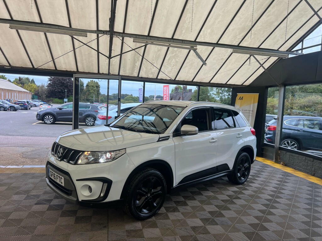 Suzuki Vitara Suv GF16FTC White #2