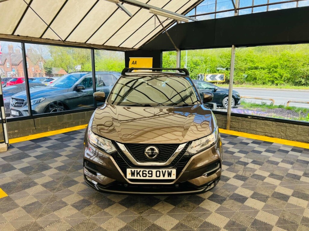 Nissan Qashqai Suv WK69OVW Brown #2