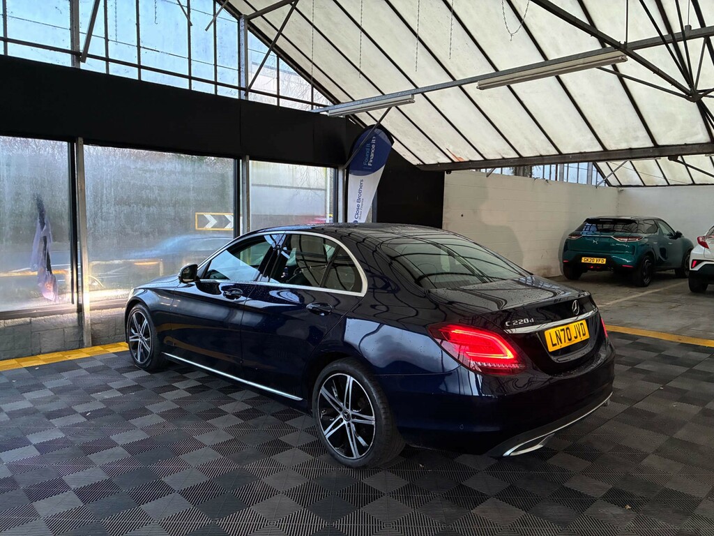 Mercedes-Benz C Class Saloon LN70JVD Blue #4
