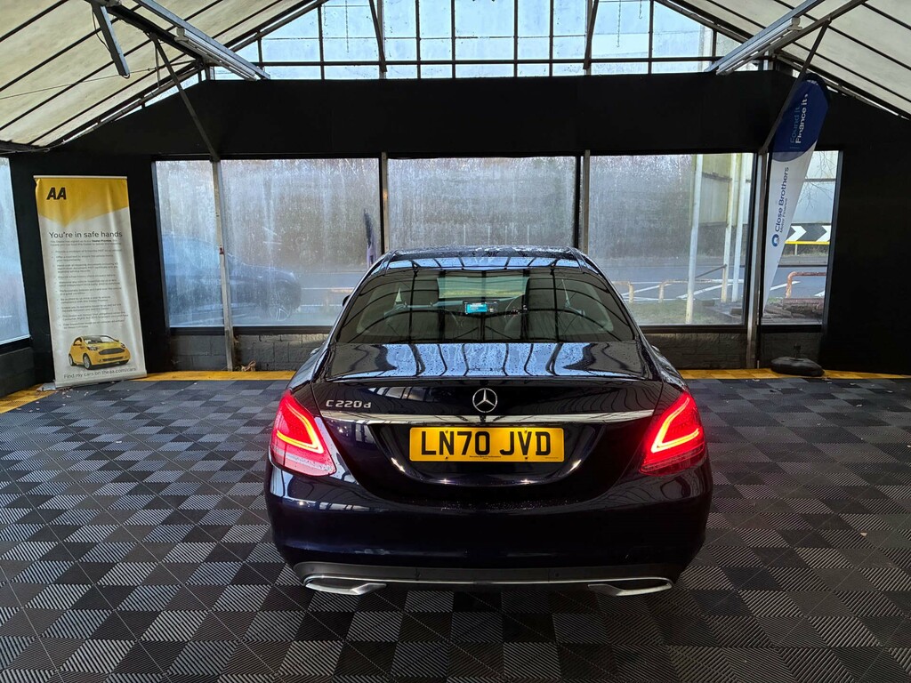 Mercedes-Benz C Class Saloon LN70JVD Blue #5