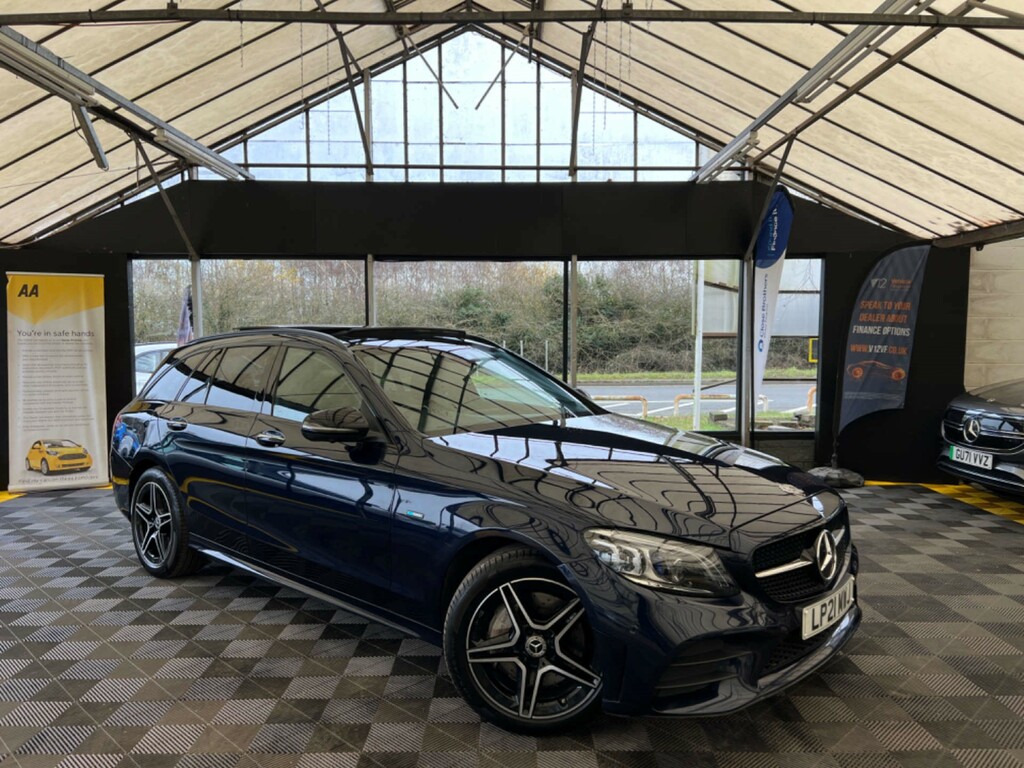 Mercedes-Benz 300 E Amg Line Premium Black #1