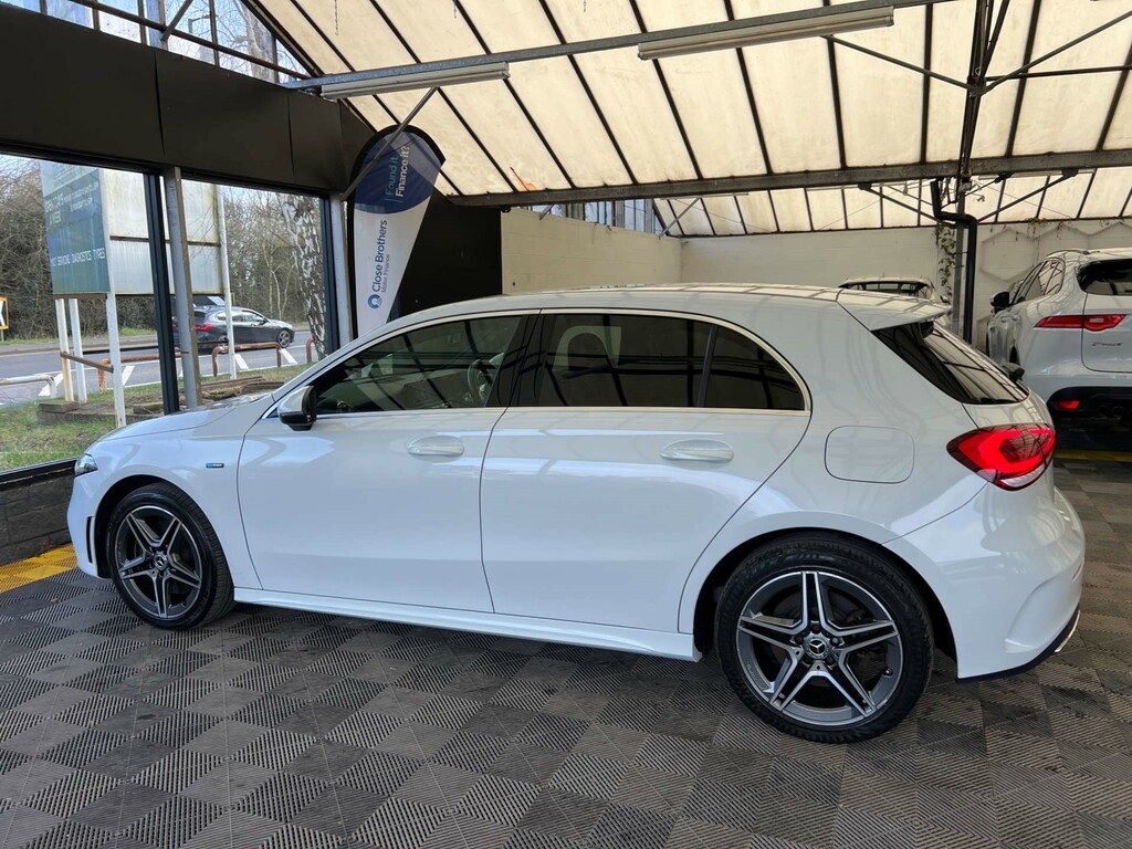 Mercedes-Benz A Class Hatchback GX21EUD White #5