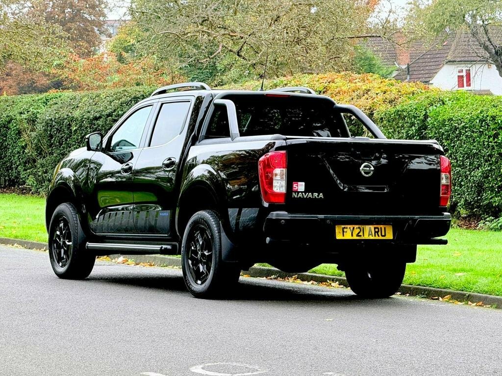 Nissan Navara 2.3 Dci N-guard 202121 FY21ARU Black #4