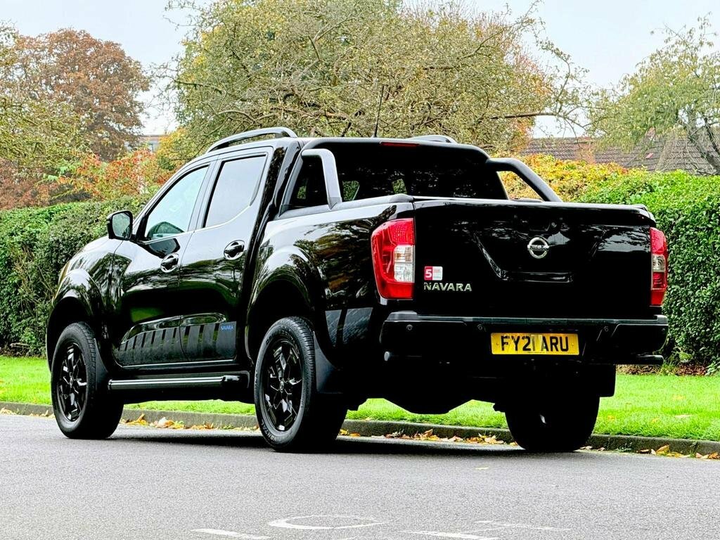 Nissan Navara 2.3 Dci N-guard 202121 FY21ARU Black #6