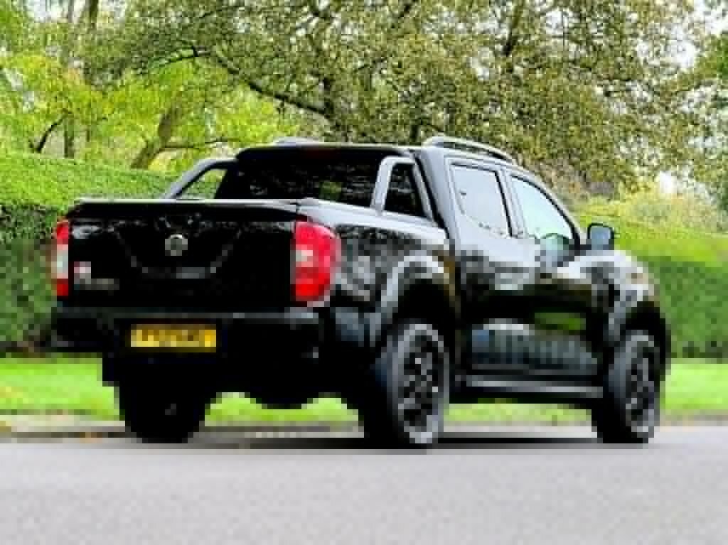 Nissan Navara 2.3 Dci N-guard 202121 FY21ARU Black #5