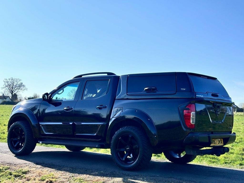Nissan Navara 2.3 Dci Tekna 201767 Black #3