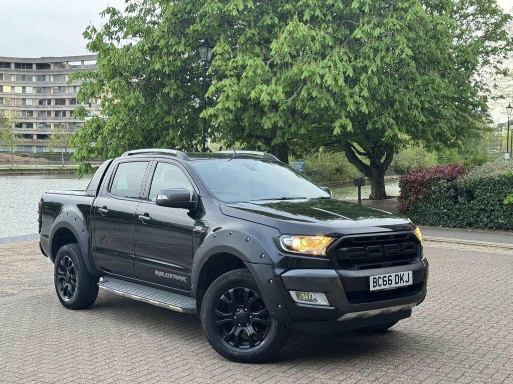 Ford Ranger 3.2 Tdci Wildtrak 201766 Black