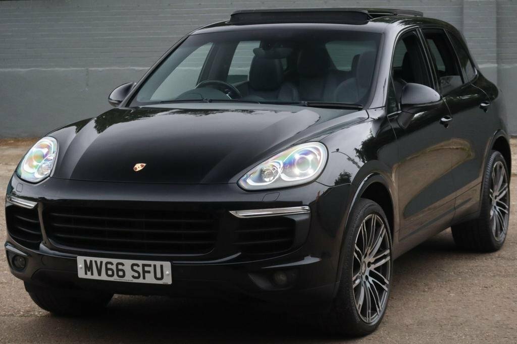 Porsche Cayenne 3.0 Td V6 Platinum Edition 201666 MV66SFU Black #4