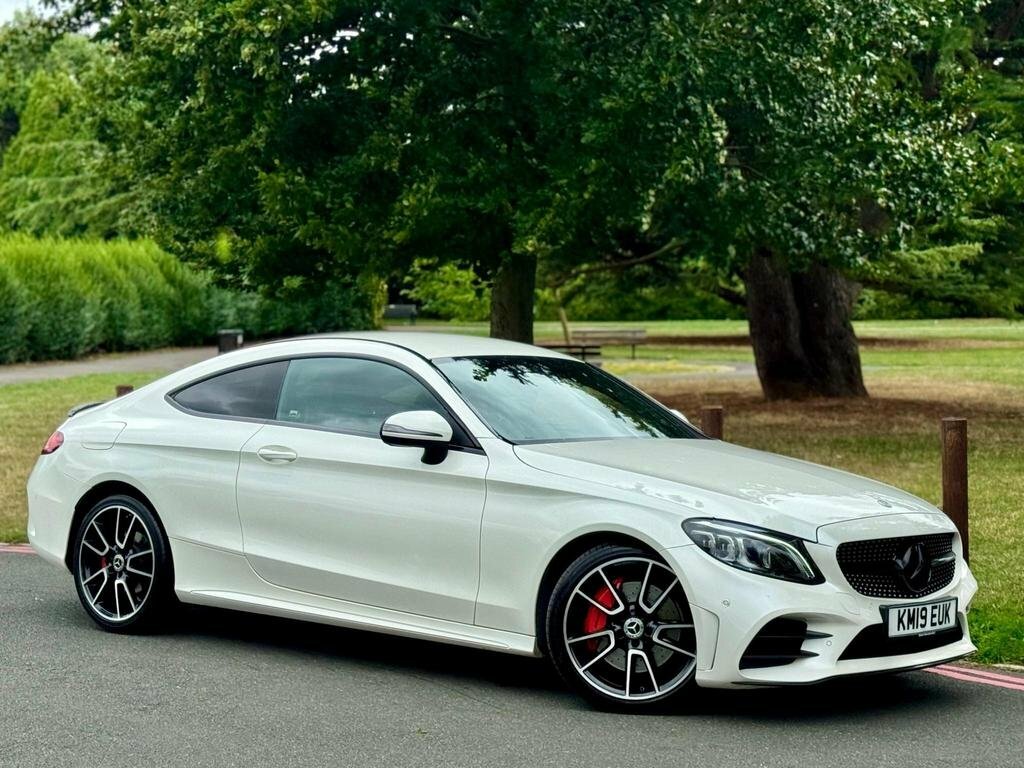 Mercedes-Benz C Class 2.0 C300d Amg Line 201919 White