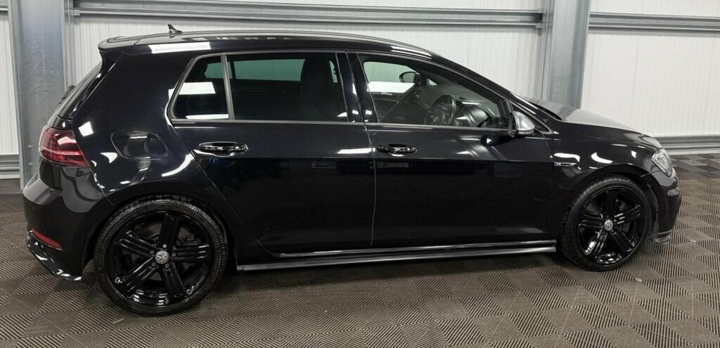 Volkswagen Golf 2.0 Tsi R 201919 VK19NWZ Black #3