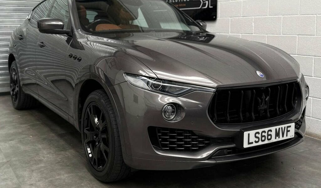 Maserati Levante 3.0 D V6 201766 Grey