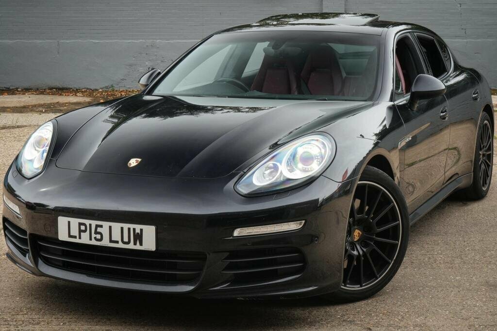 Porsche Panamera 3.0 D V6 201515 LP15LUW Black