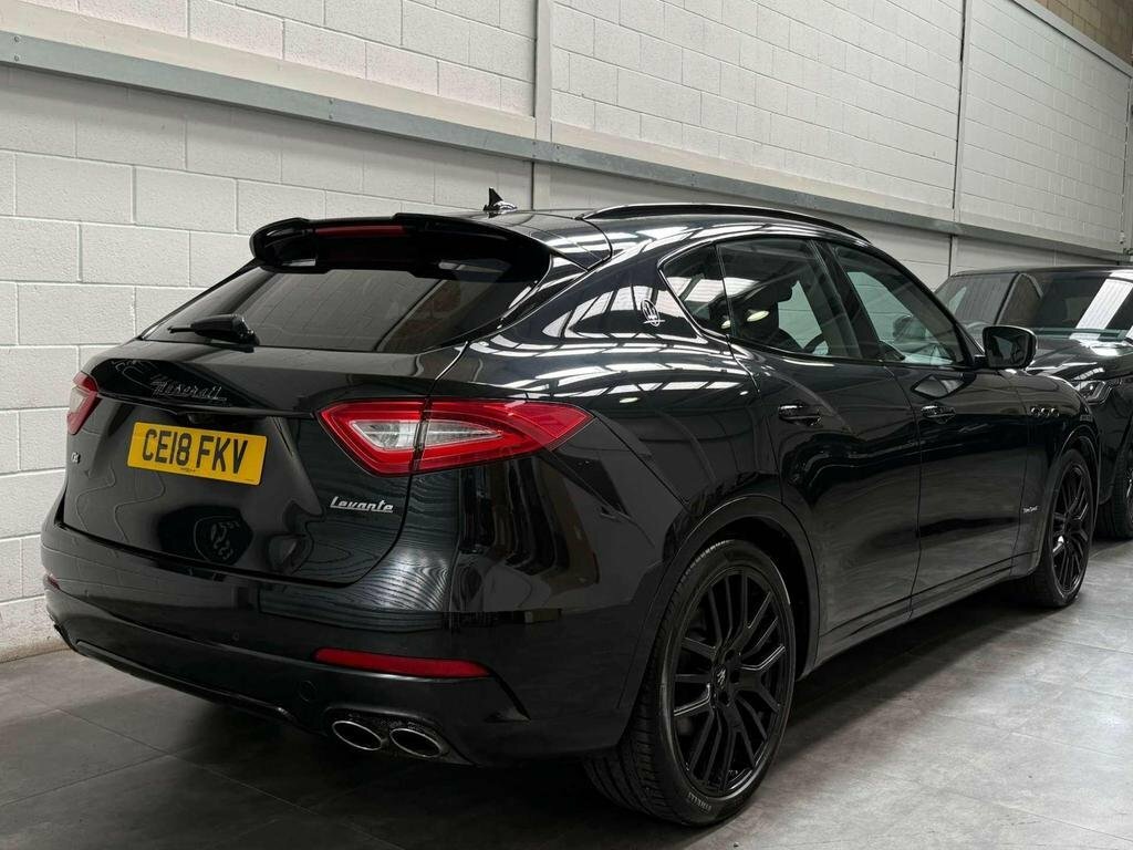 Maserati Levante 3.0 D V6 201818 CE18FKV Black #5