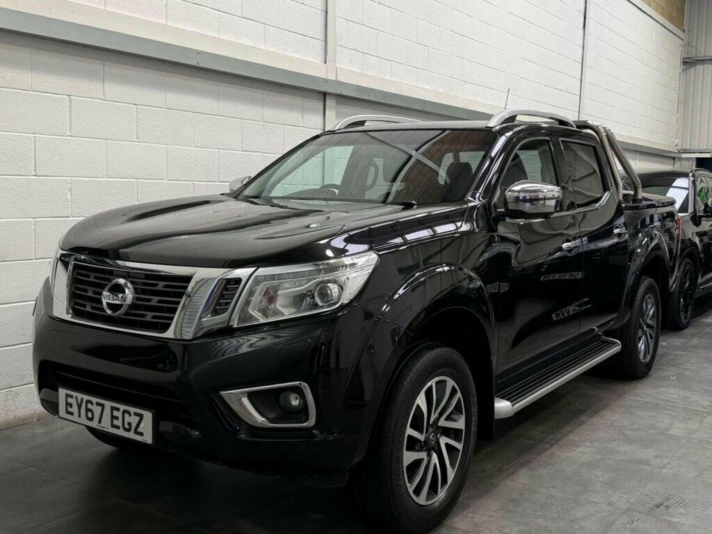 Nissan Navara 2.3 Dci Tekna 201767 EY67EGZ Black #3