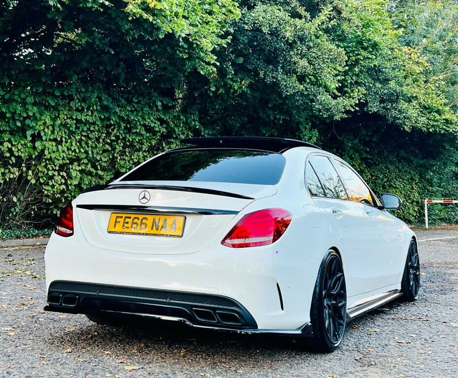 Mercedes-Benz C Class 4.0 C63 V8 Biturbo Amg 201666 FE66NAA White #5