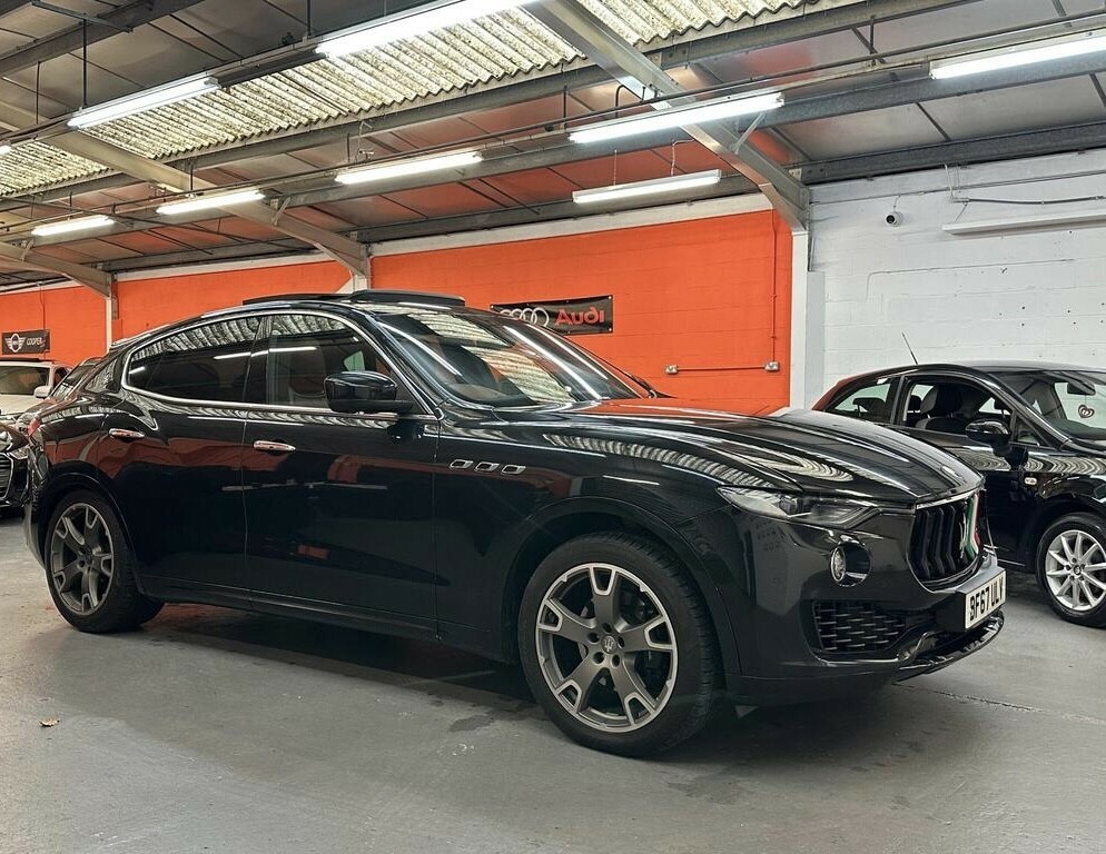 Maserati Levante 3.0 D V6 201767 BF67ULV Black #3