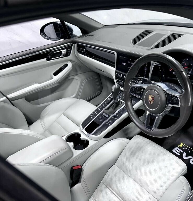Porsche Macan 3.0 T V6 S 201919 GX19URU Grey #3
