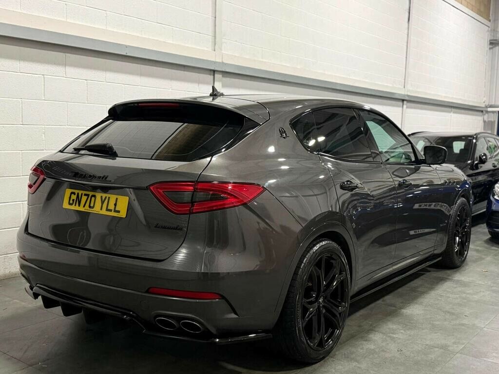 Maserati Levante 3.0 V6 Granlusso 2021 Grey #6