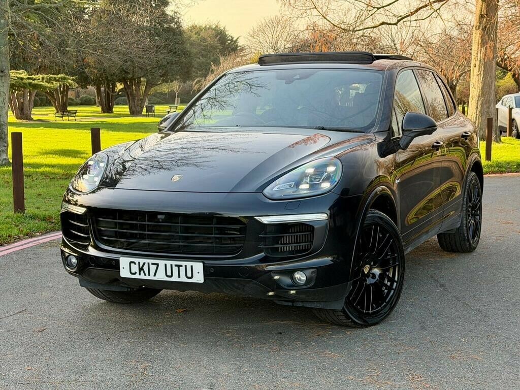 Porsche Cayenne 3.0 Td V6 Platinum Edition 201717 Black #6