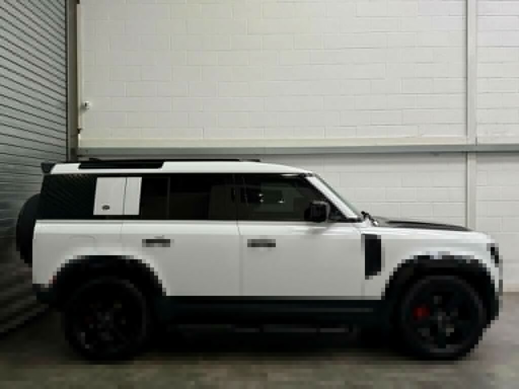 Land Rover Defender 110 2.0 Sd4 202070 HN70DVF White #3