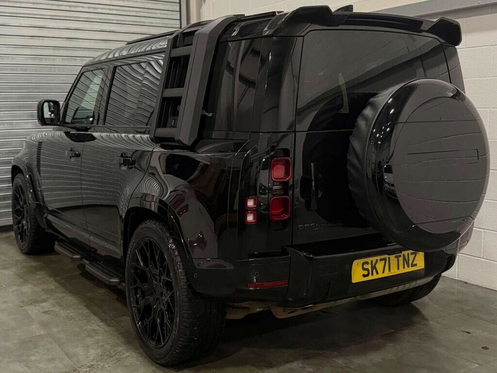 Land Rover Defender 110 3.0 D250 Mhev Xs Edition 202121 SK71TNZ Black #4