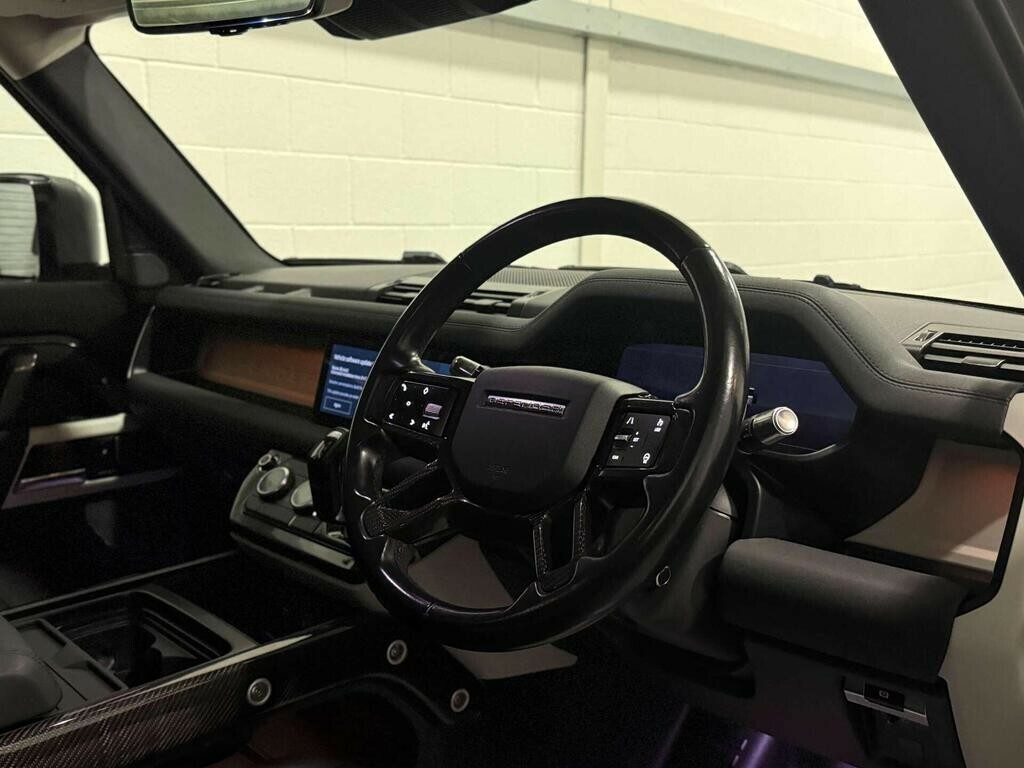 Land Rover Defender 110 3.0 D250 Mhev Xs Edition 202121 SK71TNZ Black #5