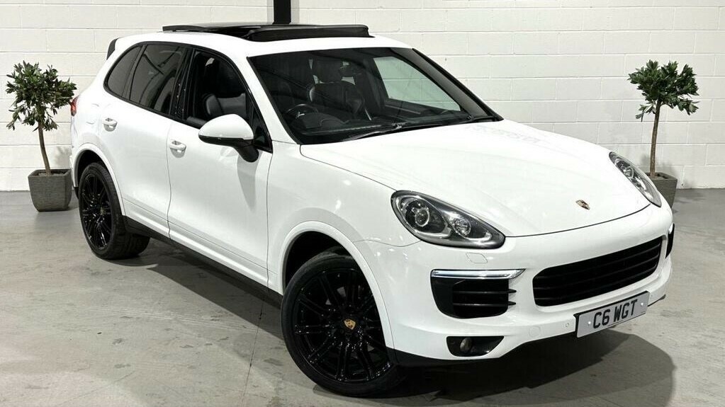Porsche Cayenne 3.0 Td V6 Platinum Edition 201818 White