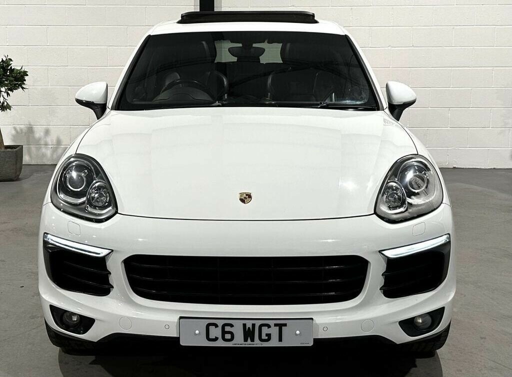 Porsche Cayenne 3.0 Td V6 Platinum Edition 201818 C6WGT White #5