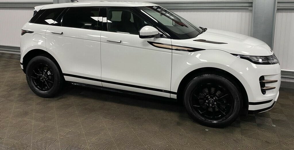 Land Rover Range Rover Evoque 2.0 D150 R-dynamic 202070 SW70FKP White #2