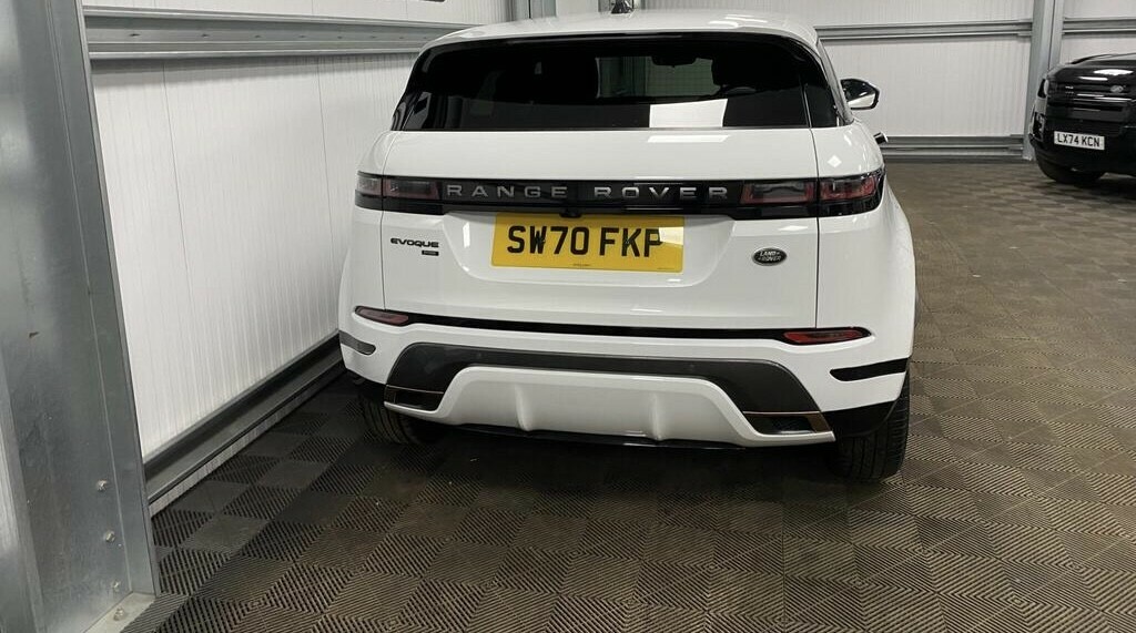 Land Rover Range Rover Evoque 2.0 D150 R-dynamic 202070 SW70FKP White #4