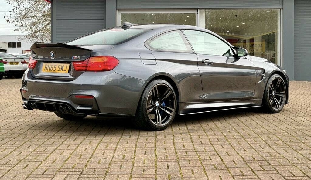 BMW M4 3.0 Bmw M4 Coupe 201565 BN65SWJ Grey #2