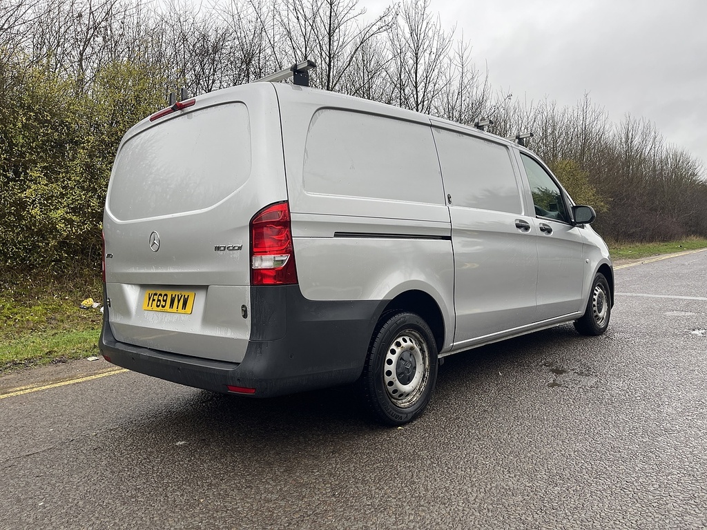 Mercedes-Benz Vito Vito Pure Panel Van 1 YF69WYW Silver #6