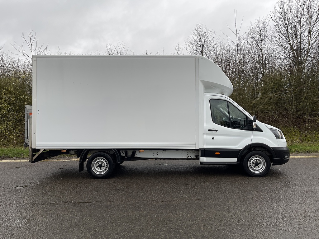 Ford Transit Custom 2.0 350 Ecoblue Leader Luton Rwd WN73LLD White #4